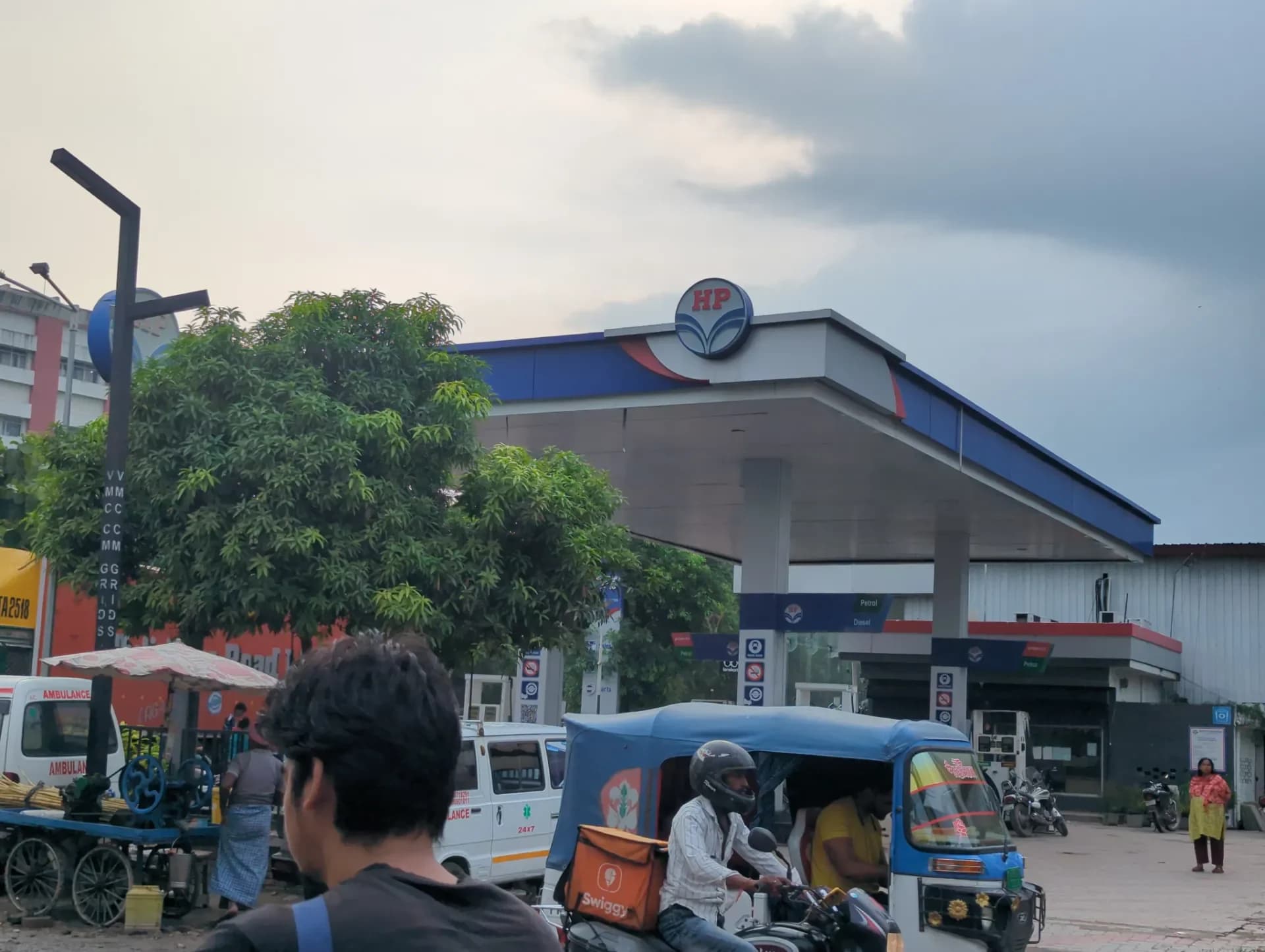 HP Gas Station varansi