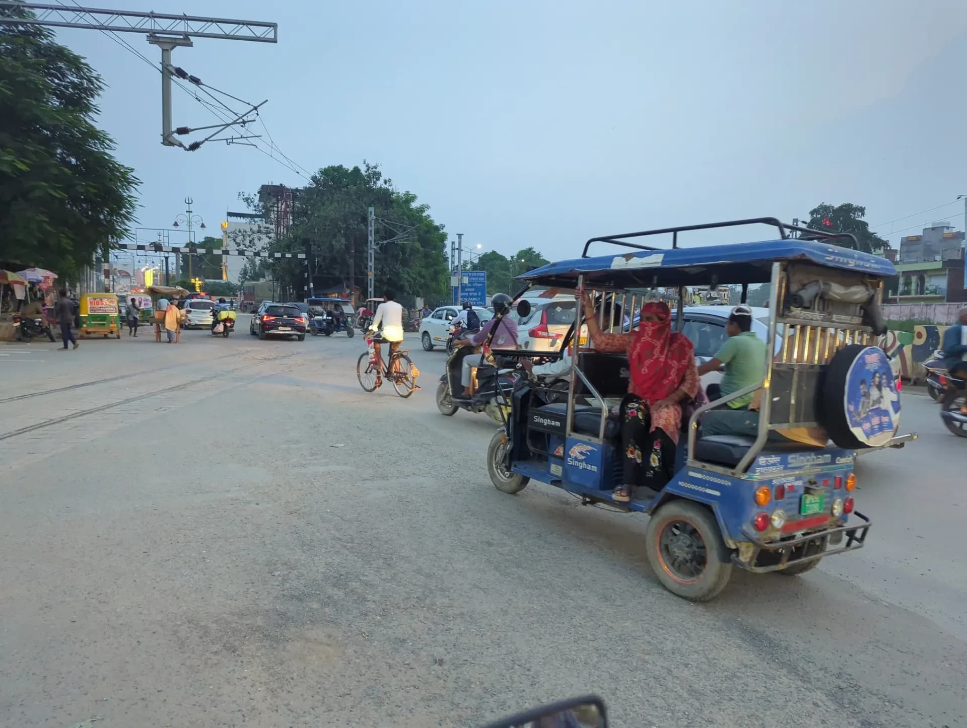 DLW Railway Crossing