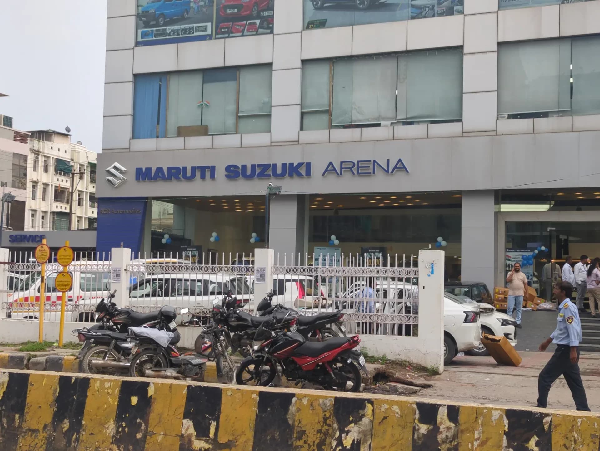 AGR Automobiles-Mahmoorganj-MARUTI SUZUKI