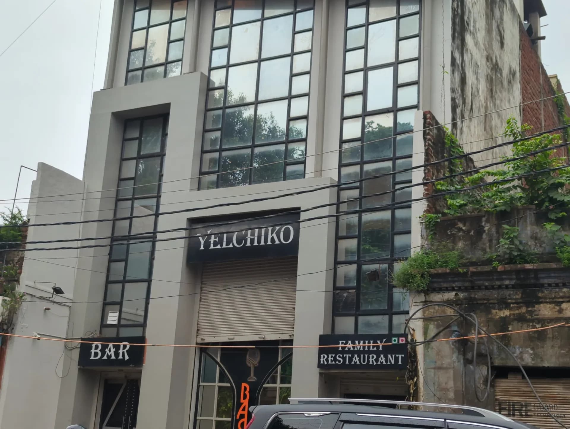 Yelchiko Bar And Restaurant