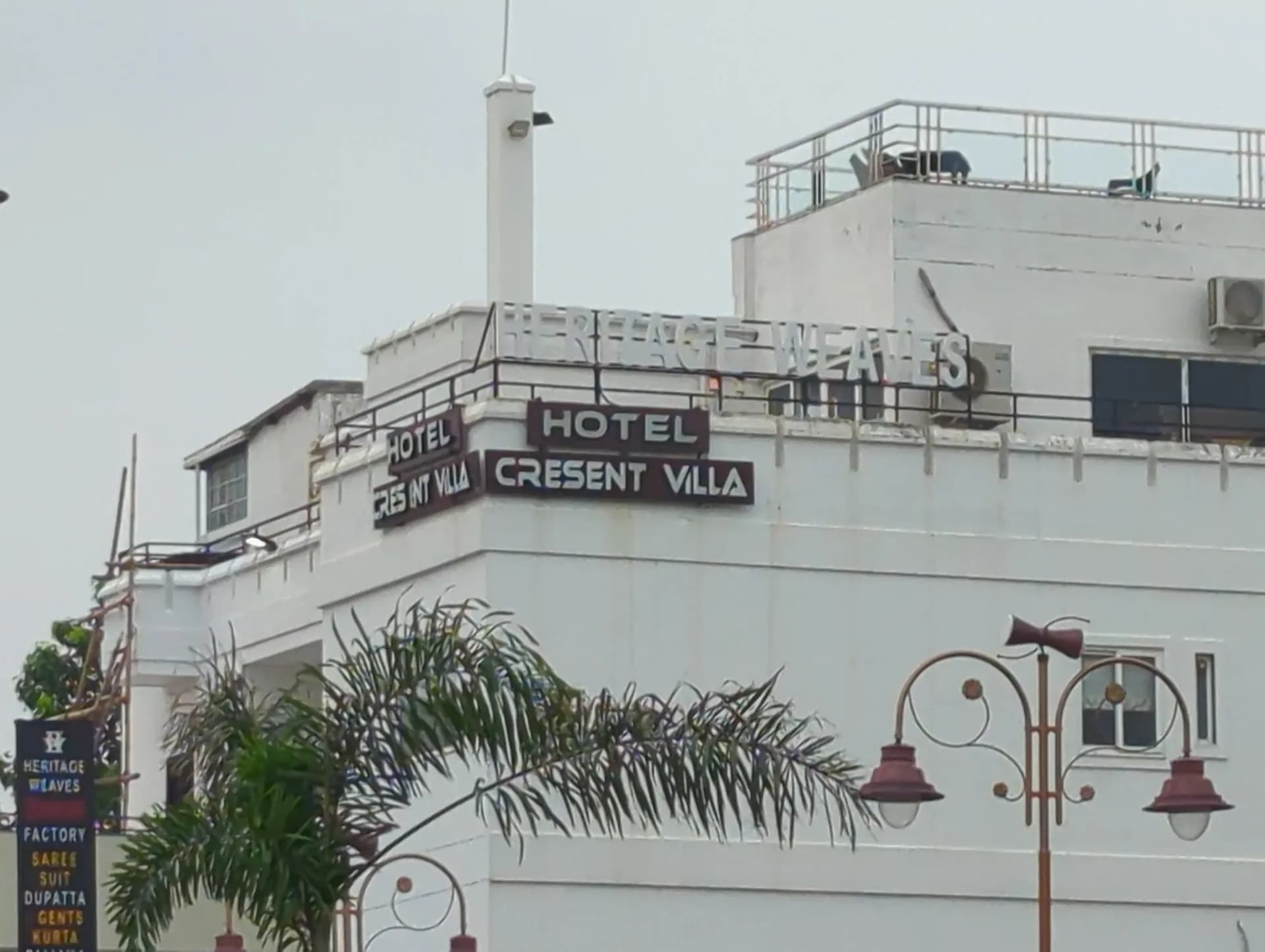 Cresent Villa