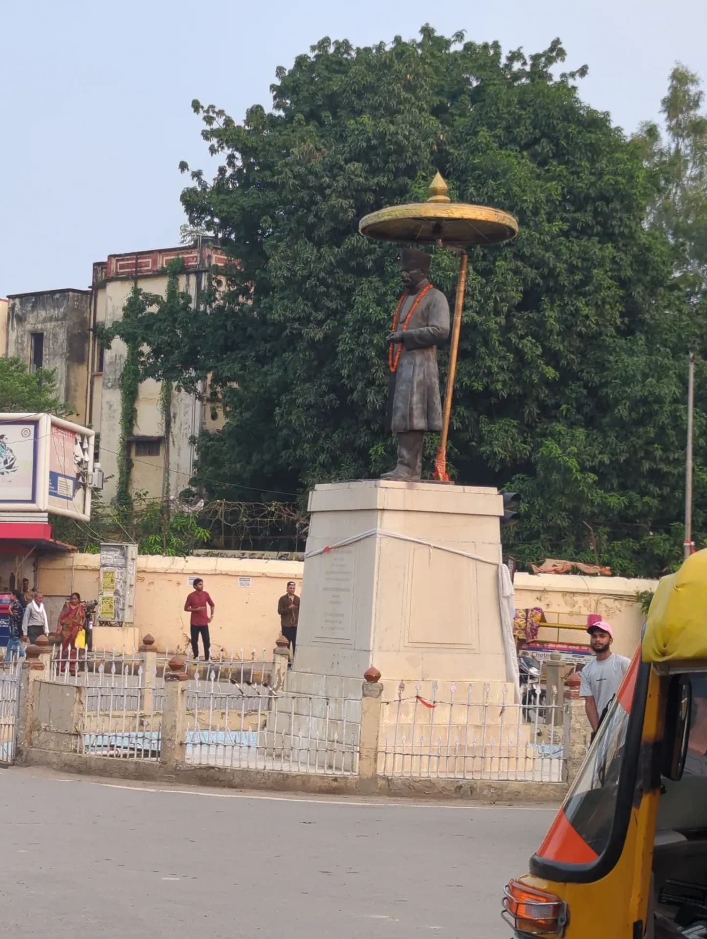 Madan Mohan Malviye Ji Statue
