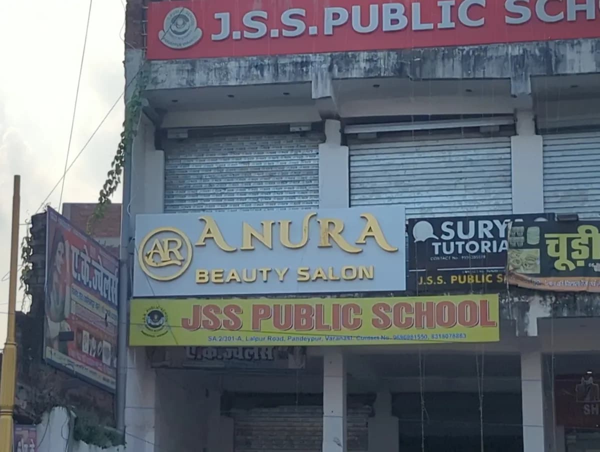 Anura Beauty Salon
