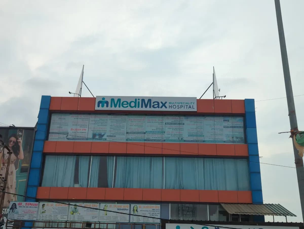 Medi Max Hospital